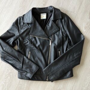 Old navy leather jacket size small (fits petite)